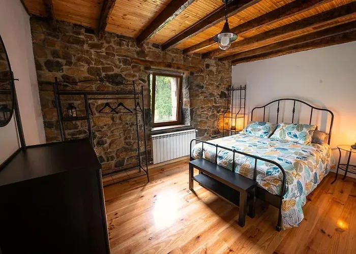 Casa Rustica En La Ecologica San Felix Quintana de Soba